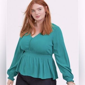 Torrid Women’s Teal Peplum Gauze Peasant Top SZ 2